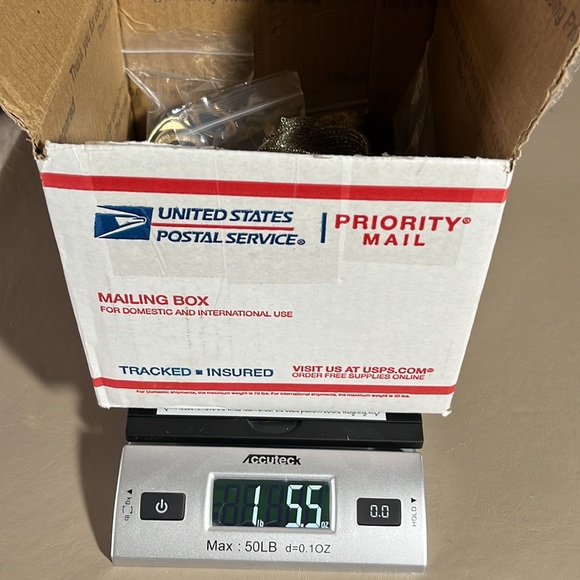 Crafters Jewelry Bundle - Junk Jewelry - Some Ready To Wear Pieces. Lot 3 - Picture 5 of 5